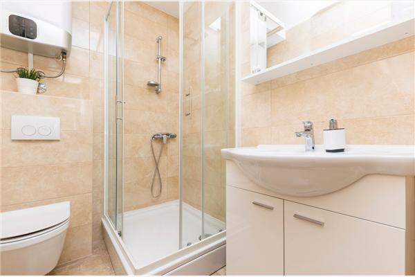 Room S5, for 2 persons