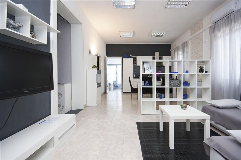 House K1, for 5 persons