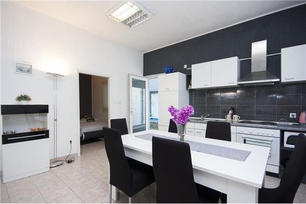 House K1, for 5 persons