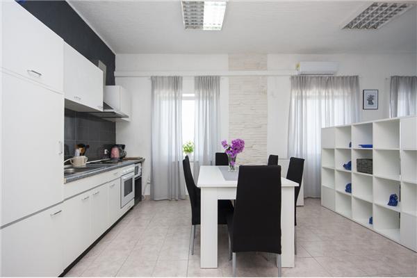 House K1, for 5 persons