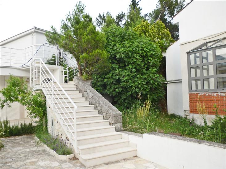 Apartmaj Amarena-50 m from the beach