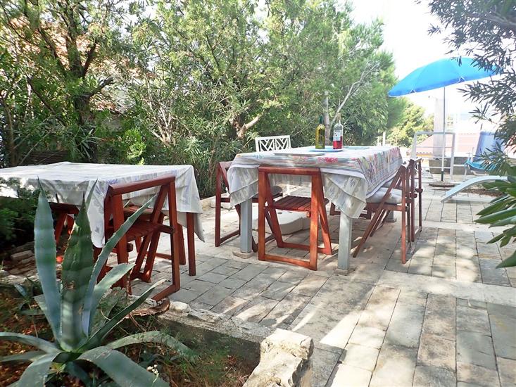 Apartmaj Amarena-50 m from the beach