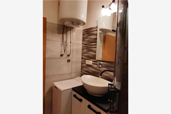 Apartment A2, for 6 persons