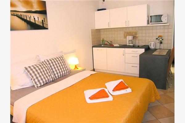 Apartment A1, for 2 persons