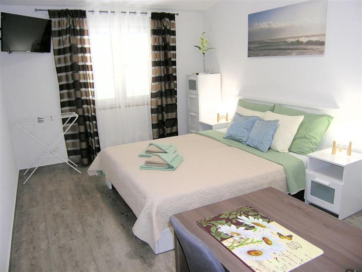 Apartment A5, for 2 persons