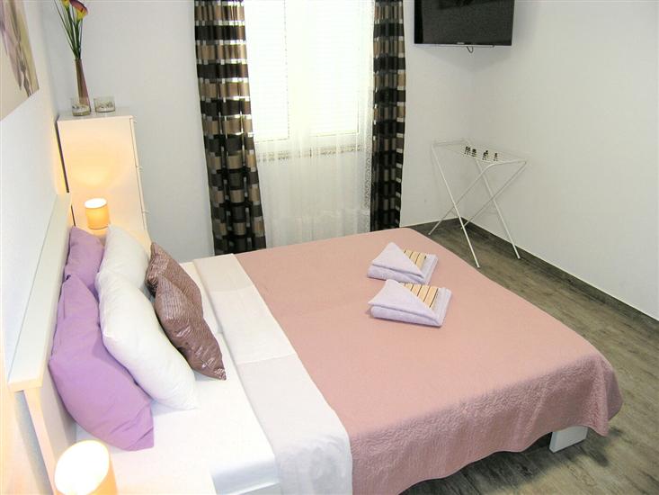 Apartment A6, for 2 persons