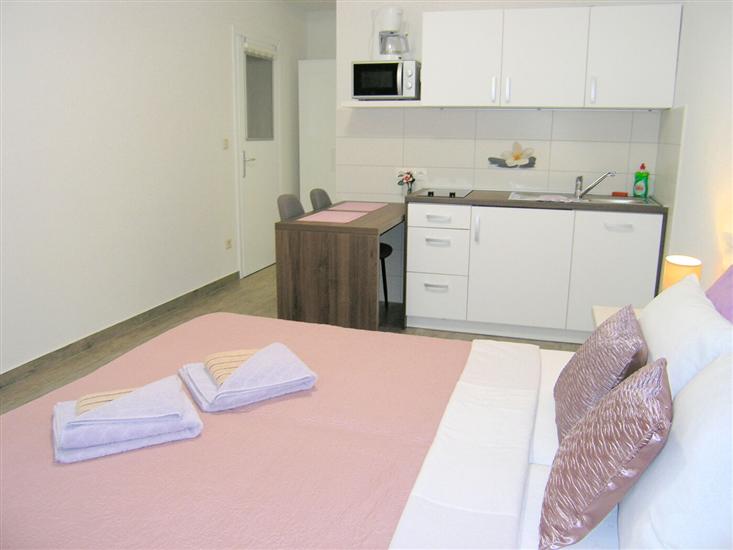Apartment A6, for 2 persons