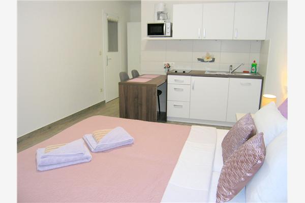 Apartment A6, for 2 persons