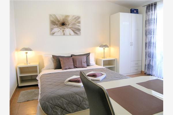 Apartment A7, for 2 persons