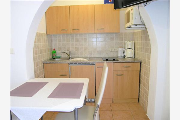 Apartment A8, for 2 persons