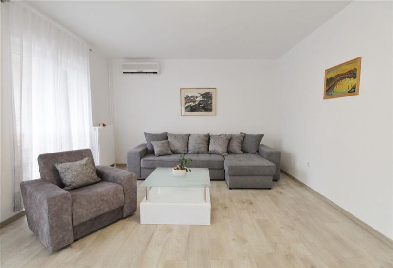 Apartment A1, for 6 persons