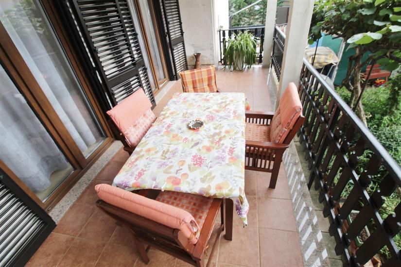 Apartment A1, for 6 persons