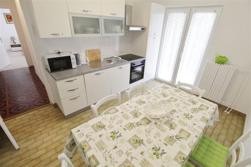 Apartment A1, for 6 persons