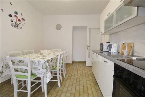 Apartment A1, for 6 persons