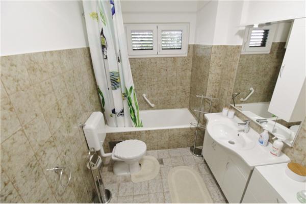 Apartment A1, for 6 persons