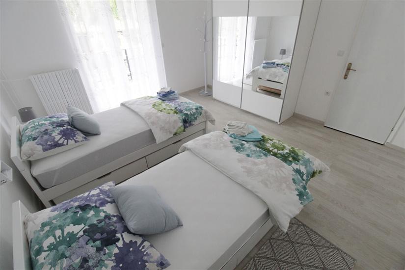 Apartment A1, for 6 persons