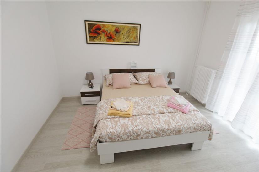 Apartment A1, for 6 persons