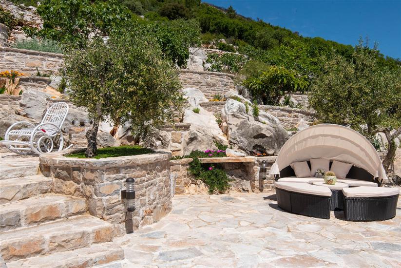 House Hidden Treasure