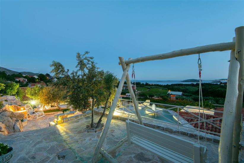 House Hidden Treasure