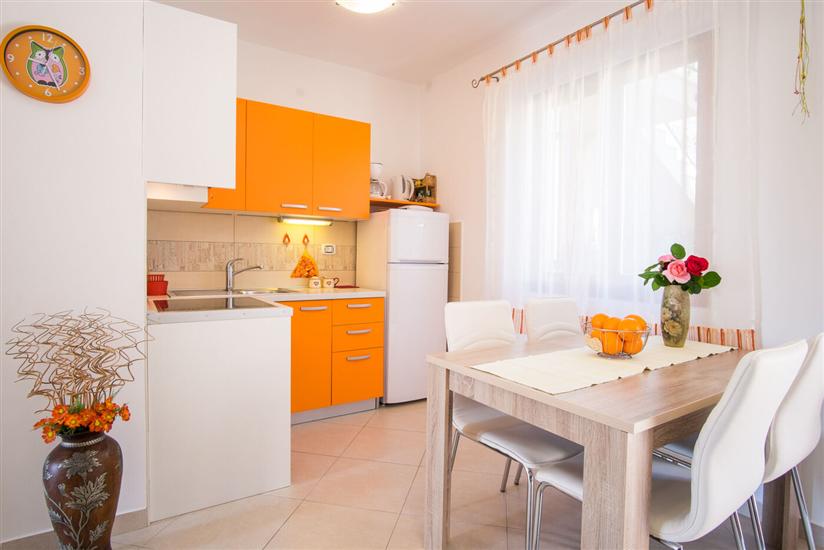 Apartment A1, for 3 persons