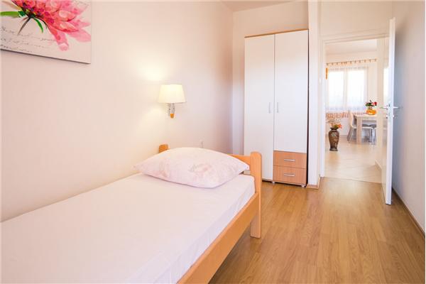 Apartment A1, for 3 persons