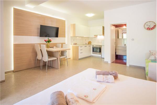 Apartment A5, for 2 persons
