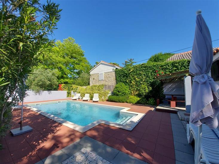 Apartments ANGELO WITH PRIVATE POOL