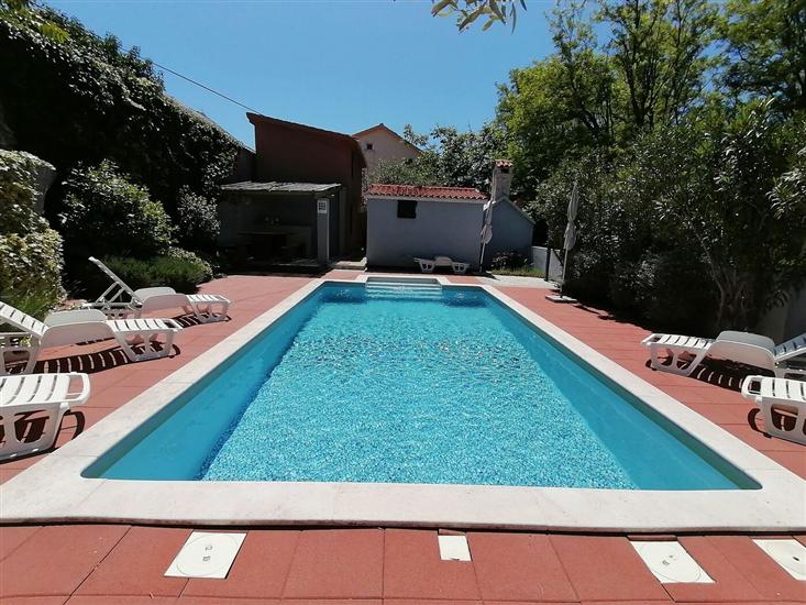 Apartments ANGELO WITH PRIVATE POOL