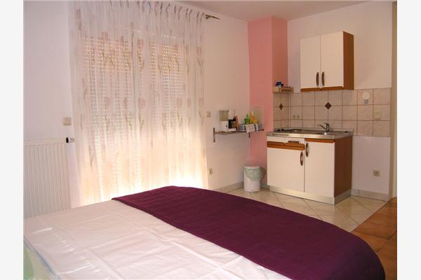 Apartment A5, for 2 persons