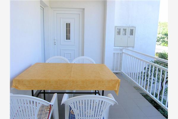 Apartment A2, for 4 persons
