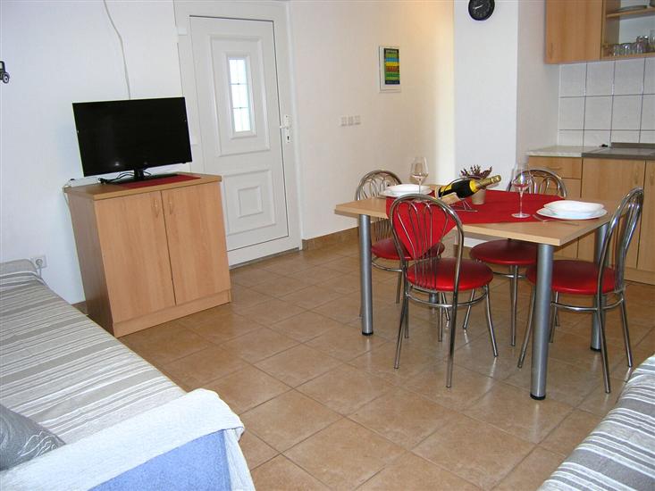 Apartment A2, for 4 persons