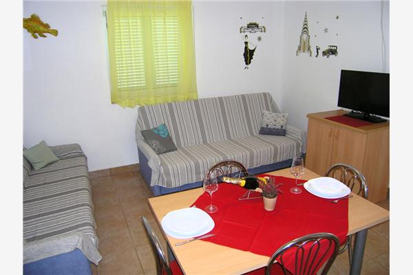 Apartment A2, for 4 persons