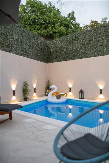 House House of Memories