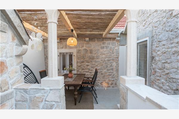 House K1, for 5 persons