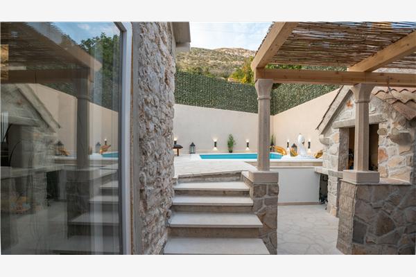 House K1, for 5 persons