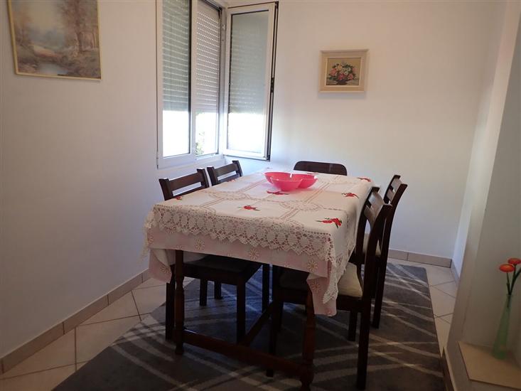 Apartment A2, for 4 persons