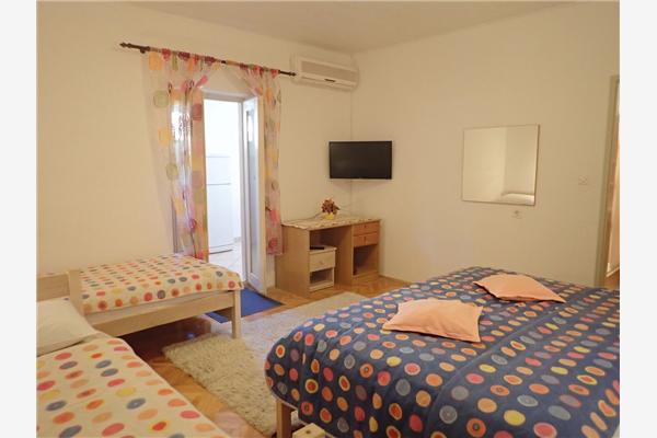 Apartment A2, for 4 persons