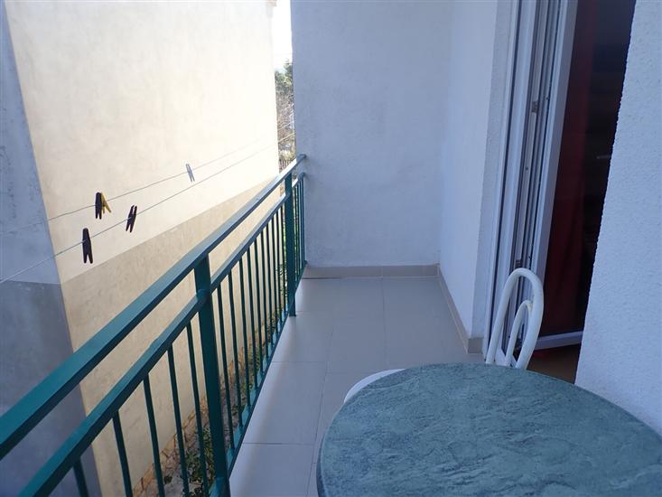 Room S3, for 4 persons