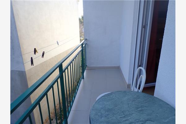 Room S3, for 4 persons