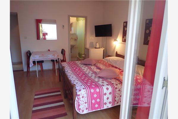 Room S3, for 4 persons