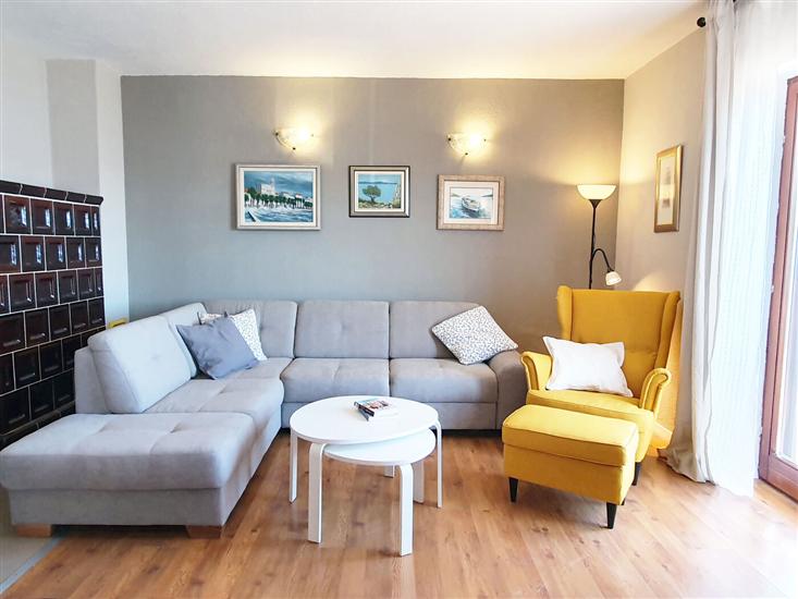 House K1, for 12 persons