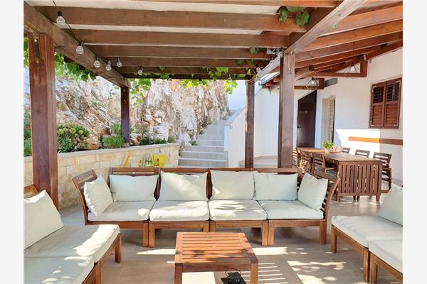 House K1, for 12 persons