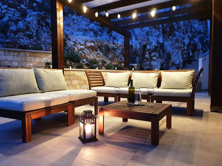 House K1, for 12 persons