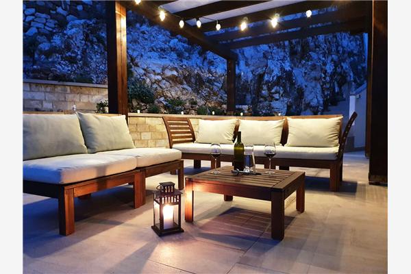 House K1, for 12 persons