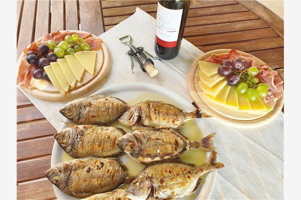 House K1, for 12 persons