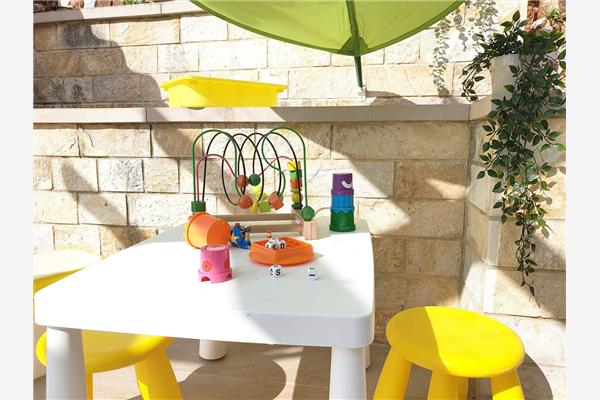 House K1, for 12 persons