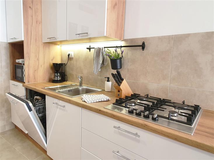 House K1, for 12 persons