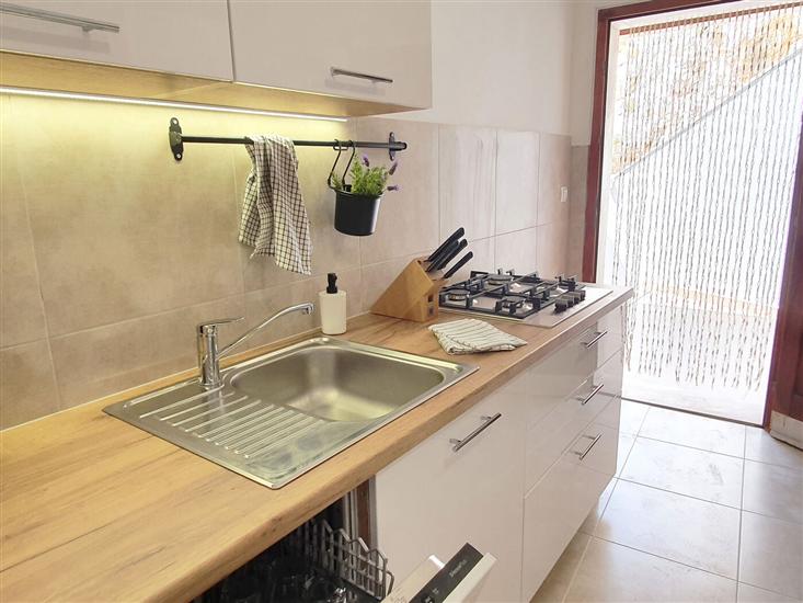 House K1, for 12 persons