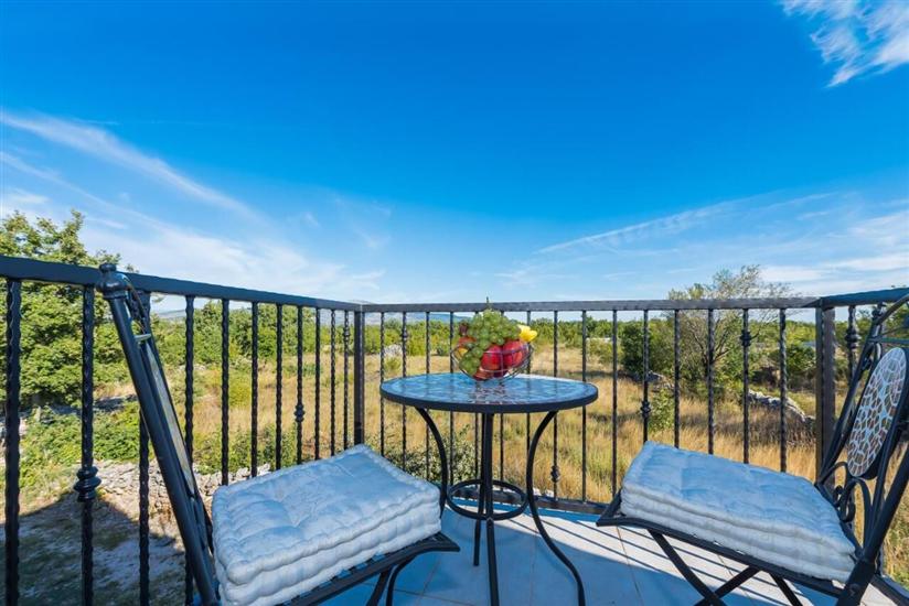 House K1, for 8 persons