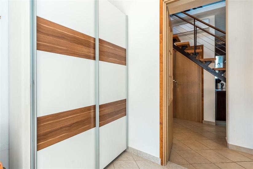 House K1, for 8 persons